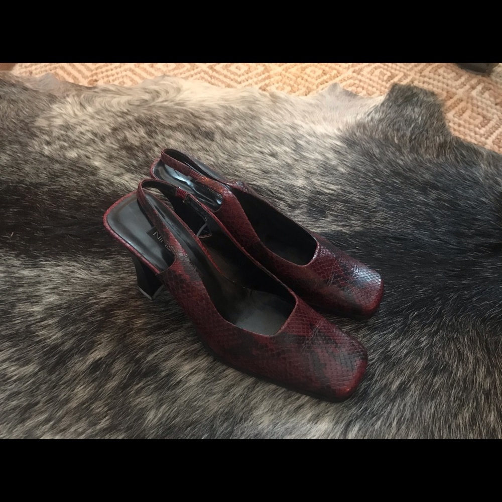 Women’s Nine West Snakeskin Slingbacks